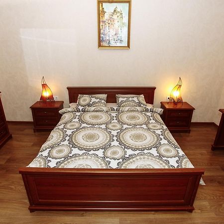 Apartment Near Museum ลวีฟ ภายนอก รูปภาพ